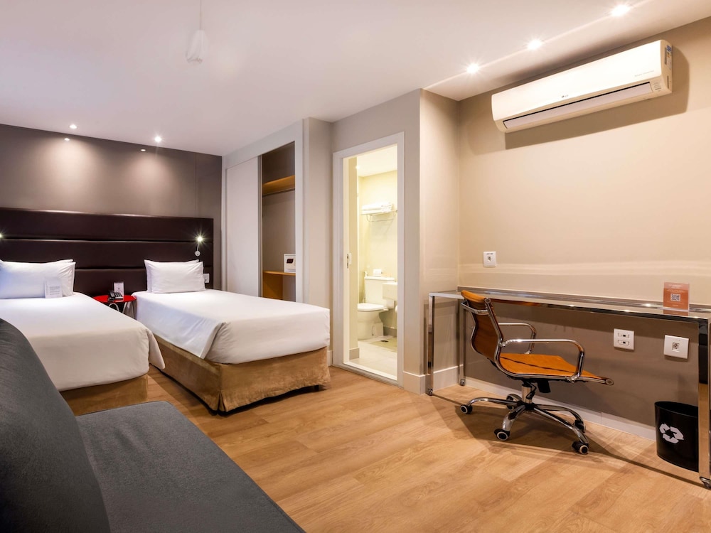 Apartamento Estándar con 2 camas individuales del hotel Mercure Sao Paulo Vila Olimpia. Foto 10