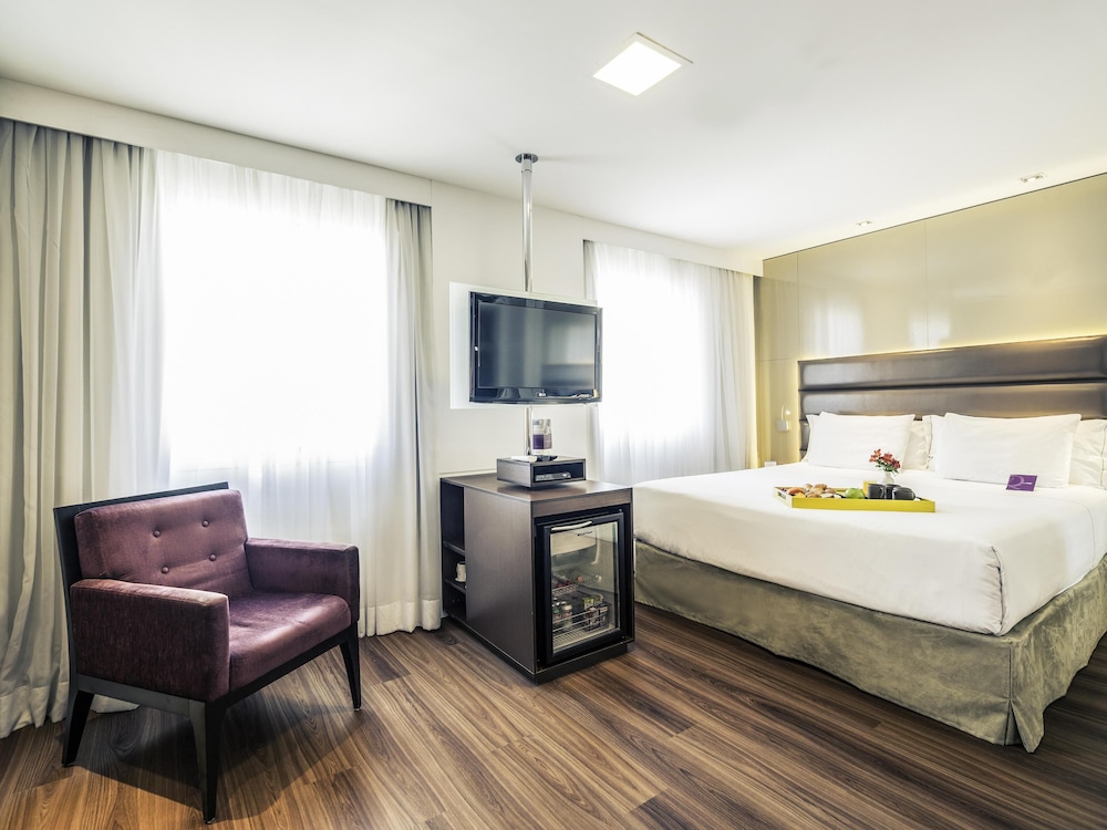 Apartamento Superior con cama King y vistas a São Paulo del hotel Mercure Sao Paulo Vila Olimpia. Foto 10