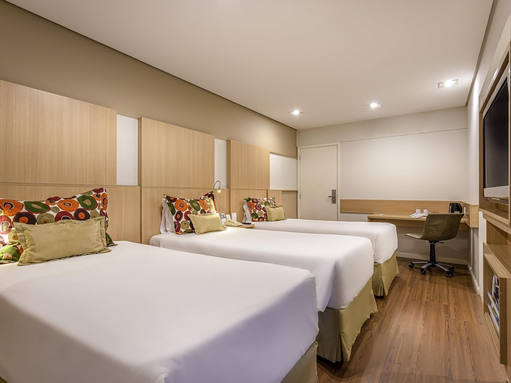Apartamento Superior con 3 camas individuales y cocina equipada del hotel Mercure Sao Paulo Nacoes Unidas. Foto 1