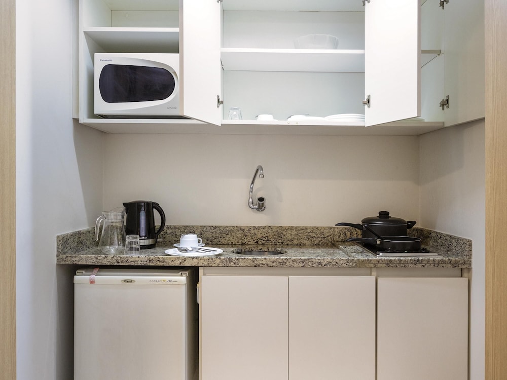 Apartamento Superior con 3 camas individuales y cocina equipada del hotel Mercure Sao Paulo Nacoes Unidas. Foto 5
