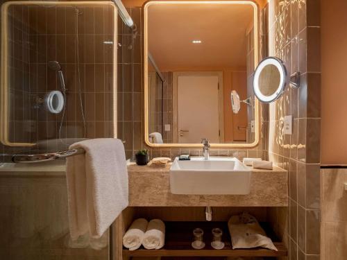 Habitación Executive Premium con vistas al parque del hotel Pullman Sao Paulo Ibirapuera. Foto 7
