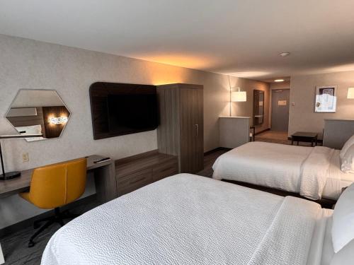 Suite con 2 camas grandes del hotel Holiday Inn Express & Suites Dewitt - Syracuse. Foto 4