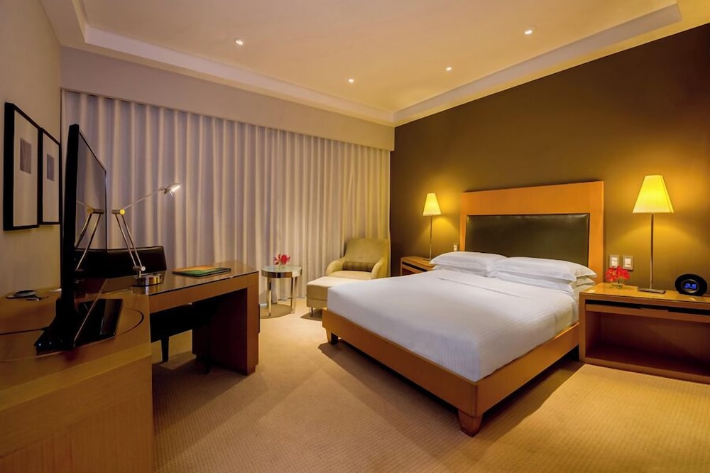 1 cama queen del hotel Grand Hyatt Sao Paulo. Foto 2