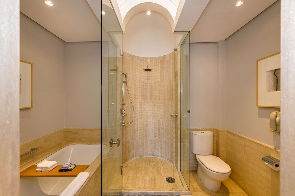 2 camas twin con vista al puente del hotel Grand Hyatt Sao Paulo. Foto 4