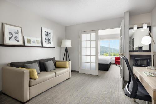 Suite de 1 dormitorio del hotel Country Inn & Suites by Radisson, Big Flats (Elmira), NY. Foto 5