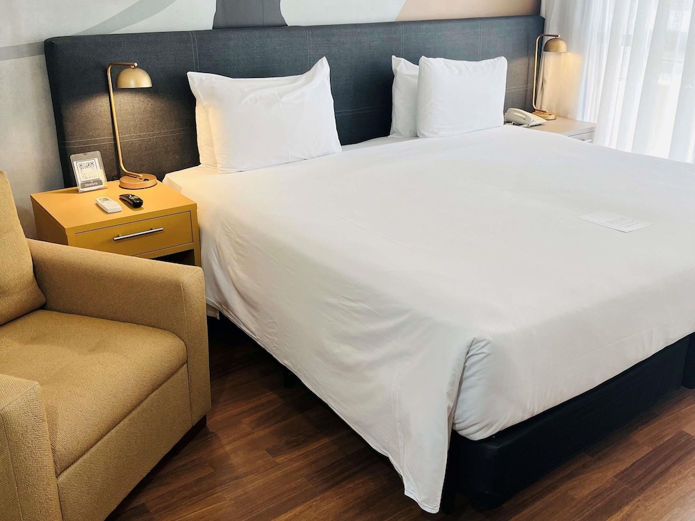 Suite ejecutiva, 1 cama de matrimonio grande del hotel Mercure São Paulo Grand Plaza Paulista. Foto 4