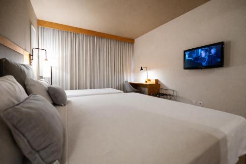 Standard Triple - 1 Double Bed and 1 Single Bed del hotel Mercure Campinas. Foto 2