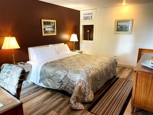 Habitación King del hotel Skaneateles Inn On 20