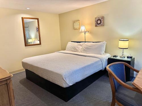 Habitación King del hotel Skaneateles Inn On 20. Foto 3