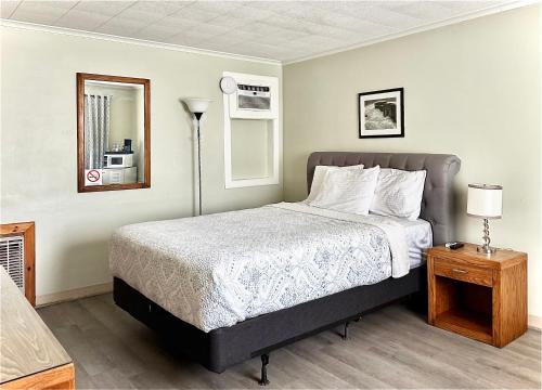 Habitación Queen del hotel Skaneateles Inn On 20. Foto 2