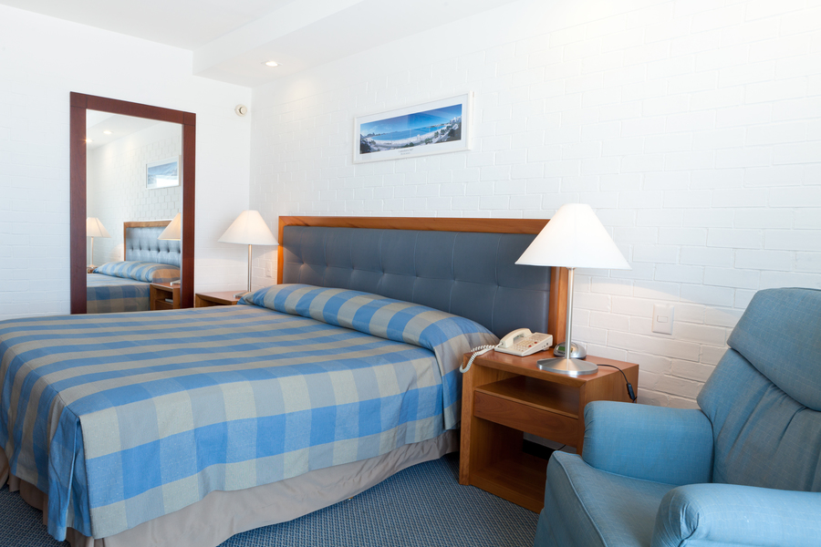 Habitación de lujo con vistas laterales al mar del hotel Rio Othon Palace. Foto 4