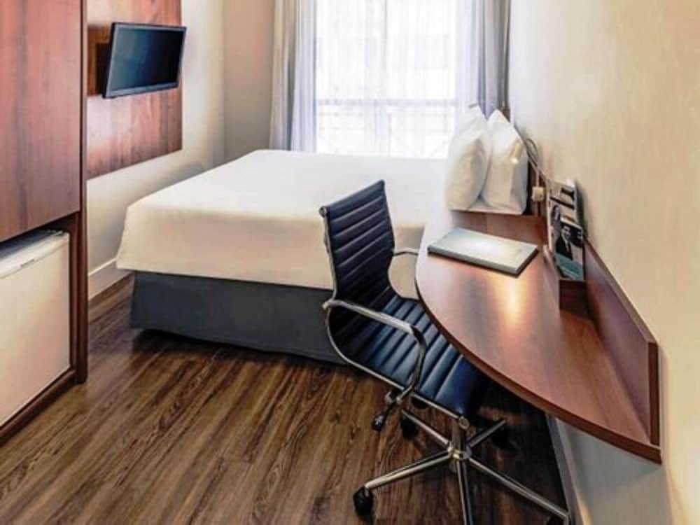 Estudio del hotel Mercure São Caetano Do Sul. Foto 2