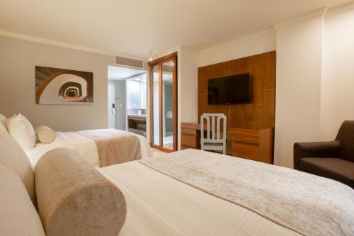 Doble Luxor del hotel Antaris Cintermex. Foto 3
