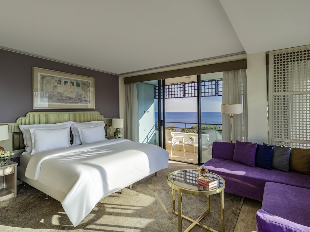 Suite Deluxe con Terraza, Vistas al Mar, Cama King, Dos Sofás del hotel Rixos Downtown Antalya All Inclusive - The Land Of Legends Access. Foto 5