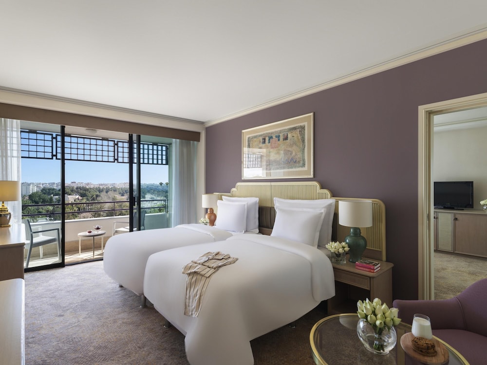 Habitación Conexión con Vistas al Mar, Cama King y Dos Camas Individuales del hotel Rixos Downtown Antalya All Inclusive - The Land Of Legends Access