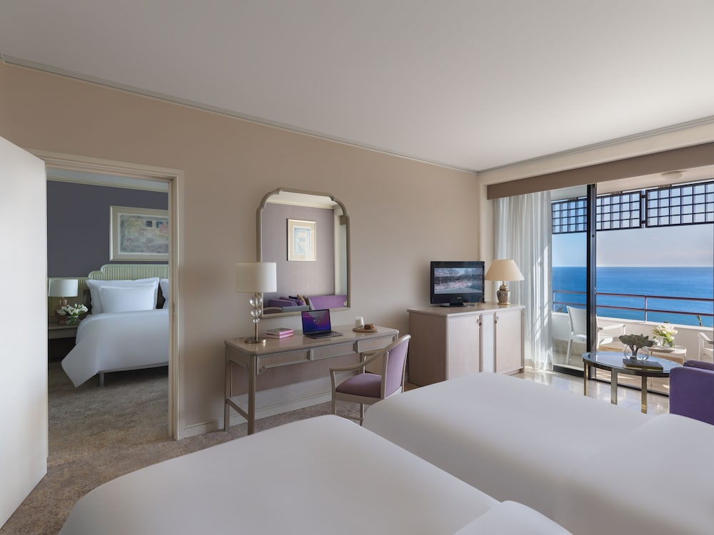 Habitación Conexión con Vistas al Mar, Cama King y Dos Camas Individuales del hotel Rixos Downtown Antalya All Inclusive - The Land Of Legends Access. Foto 1