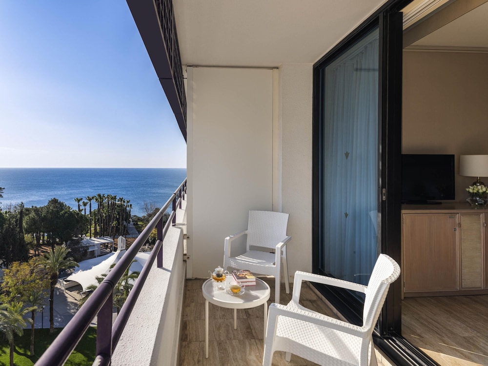 Habitación Estándar con Vistas Laterales al Mar, Cama King del hotel Rixos Downtown Antalya All Inclusive - The Land Of Legends Access. Foto 4