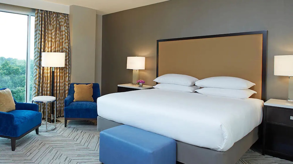 Suite Ejecutiva del hotel Hyatt Regency Atlanta Perimeter At Villa Christina. Foto 4