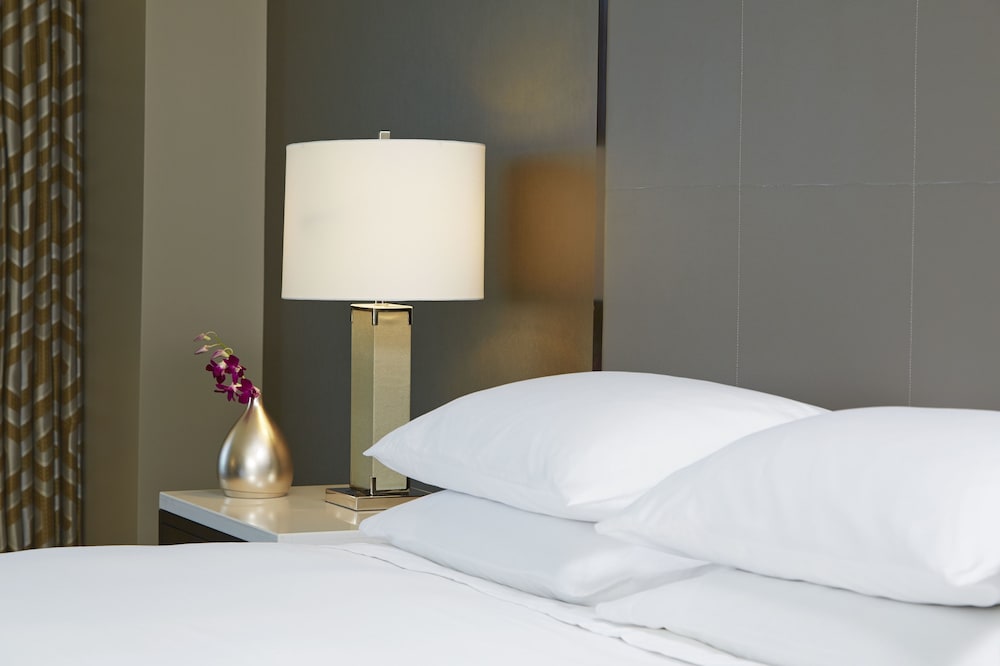 Suite Deluxe del hotel Hyatt Regency Atlanta Perimeter At Villa Christina. Foto 1