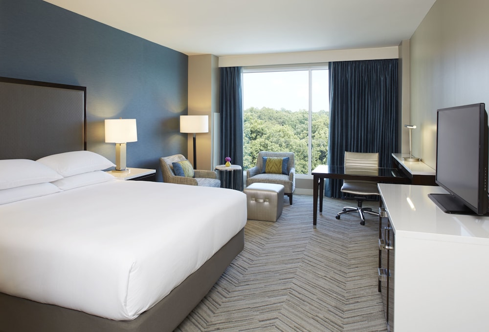 Suite Deluxe del hotel Hyatt Regency Atlanta Perimeter At Villa Christina. Foto 2