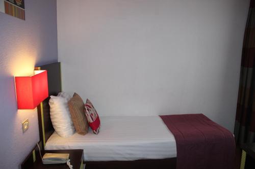 Habitación Individual Estándar del hotel Floris Arlequin Grand Place. Foto 1