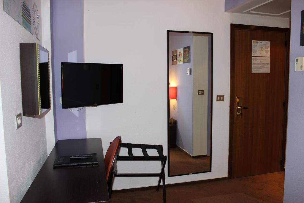 Habitación Individual Estándar del hotel Floris Arlequin Grand Place. Foto 9