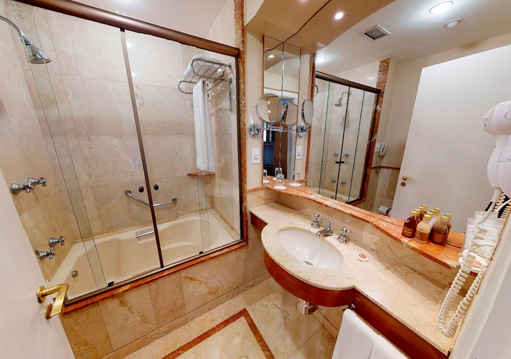 Suite Premium del hotel Gran Estanplaza Berrini. Foto 4