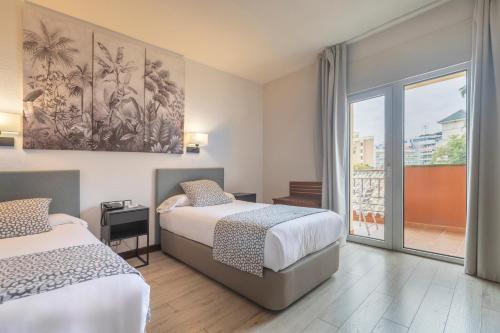 Habitación Doble con balcón - 1 o 2 camas del hotel Soho Boutique Los Naranjos. Foto 7