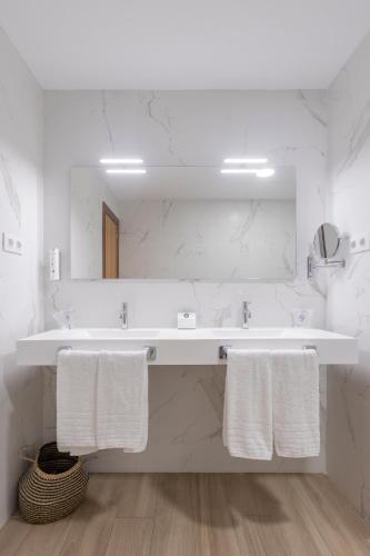 Habitación Familiar del hotel Soho Boutique Los Naranjos. Foto 11