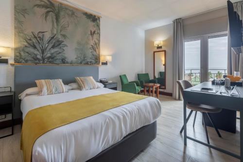Habitación Doble con vistas al mar del hotel Soho Boutique Los Naranjos. Foto 4