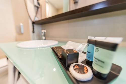 Habitación doble del hotel Mercader. Foto 4