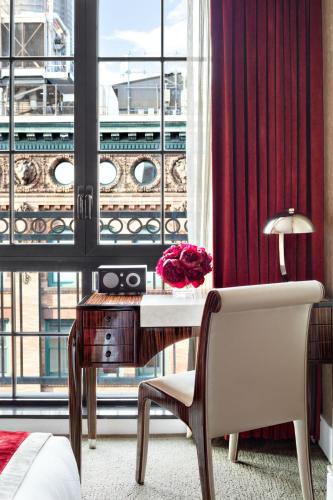 Habitación The Grove con cama grande del hotel Walker Greenwich Village. Foto 1