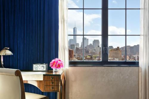 Waverly con cama extragrande del hotel Walker Greenwich Village. Foto 1