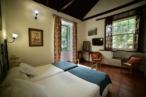 Habitación Triple del hotel Cortijo San Ignacio. Foto 2