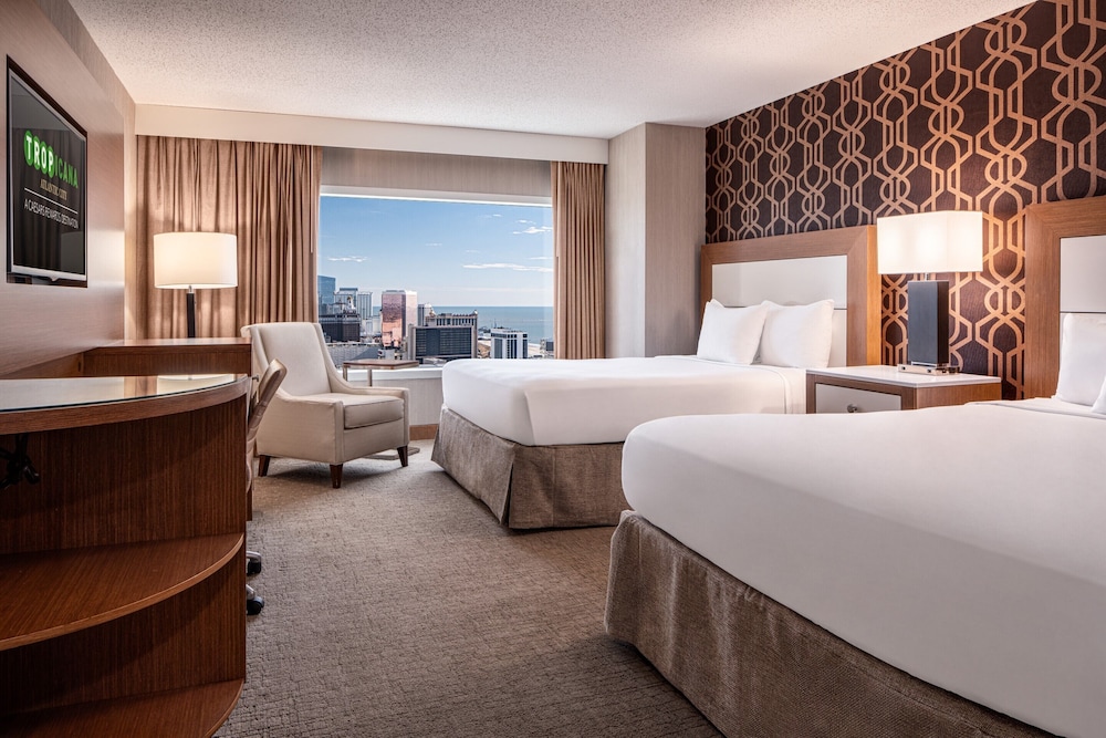 HAVANA PREMIUM ROOM 2 QUEEN NON - SMOKING del hotel Tropicana Atlantic City