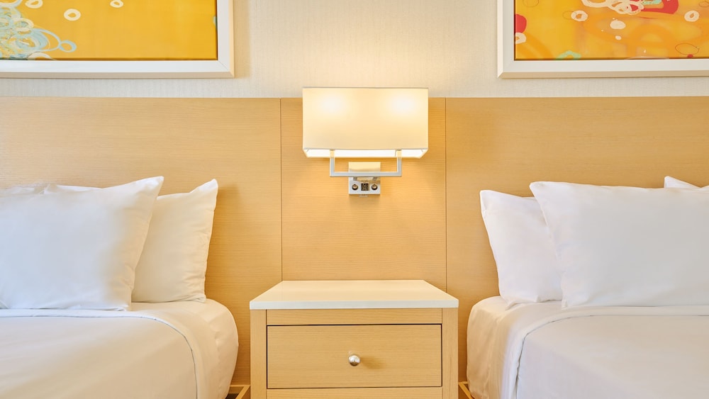 NORTH CLASSIC ROOM 2 QUEEN NON - SMOKING del hotel Tropicana Atlantic City. Foto 1