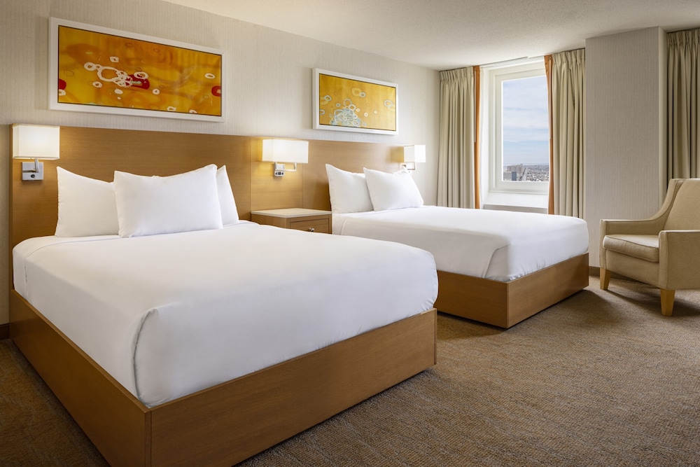 NORTH DELUXE ROOM 2 QUEEN NON - SMOKING del hotel Tropicana Atlantic City