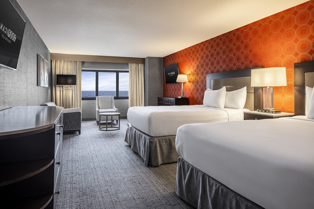 SOUTH PREMIUM OCEAN SUITE 2 QUEEN NON - SMOKING del hotel Tropicana Atlantic City. Foto 1