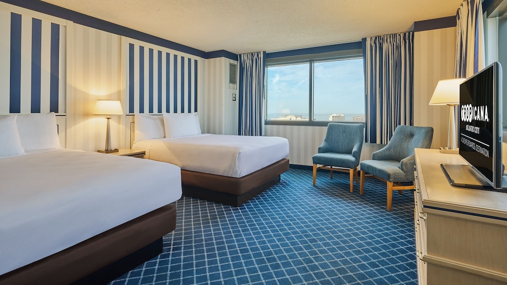 WEST ONE BEDROOM SUITE 2 QUEEN NON - SMOKING del hotel Tropicana Atlantic City. Foto 1