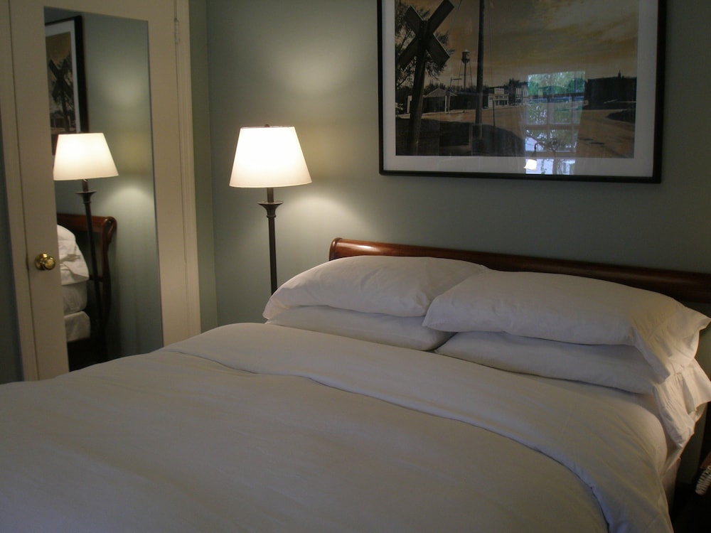 Habitación Dakota del hotel Incentra Village. Foto 2