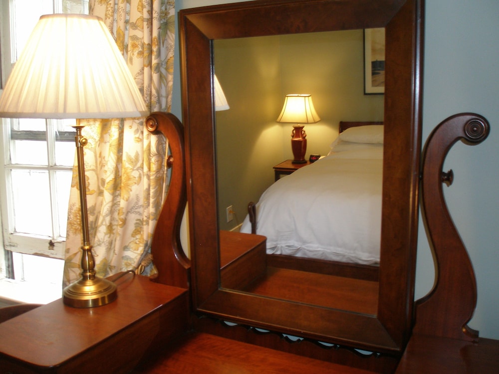 Habitación Dakota del hotel Incentra Village. Foto 5