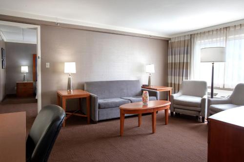 Suite nivel Concierge, 1 cama King o 2 camas Queen - Planta Concierge del hotel Sheraton Niagara Falls. Foto 2