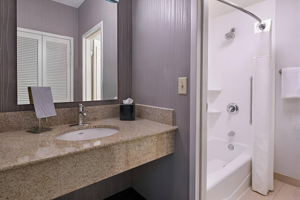 Habitación estándar, 2 camas de matrimonio, no fumadores del hotel Sonesta Select Minneapolis Eden Prairie. Foto 1