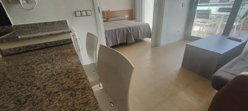 Apartamento Economy de 1 dormitorio (2 adultos + 2 niños de hasta 10 años) del hotel Comtat Sant Jordi. Foto 11