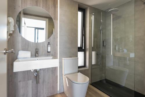 Apartamento Superior de 1 dormitorio (2 adultos + 2 niños de hasta 10 años) del hotel Comtat Sant Jordi. Foto 5