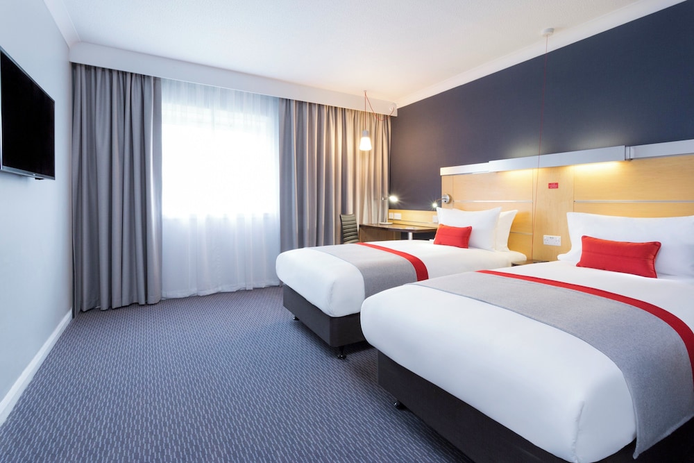 Habitación estándar, 2 camas individuales del hotel Holiday Inn Express Park Royal. Foto 8