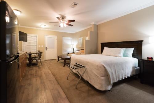 Suite de 1 dormitorio con cocina del hotel Goulding's. Foto 5