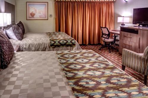 Habitación Doble Deluxe con balcón del hotel Goulding's. Foto 5