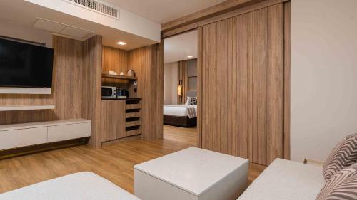 Habitación Familiar del hotel Phuket Graceland Resort and Spa. Foto 3