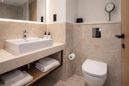 Habitación Doble Estándar con 2 camas dobles del hotel Holiday Inn London Camden Lock, An Ihg. Foto 4